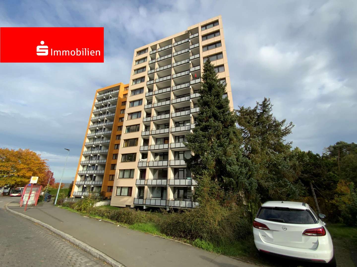 Außenansicht - Etagenwohnung in 35041 Marburg mit 55m² kaufen