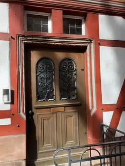 Eine „Denkmalperle“ in der Marburger Altstadt