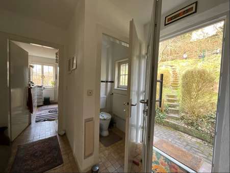 Eingangsbereich Eingangsbereich - Einfamilienhaus in 35037 Marburg mit 84m² kaufen