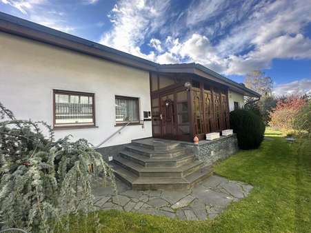 Einfamilienhaus in 35260 Stadtallendorf mit 140m² kaufen
