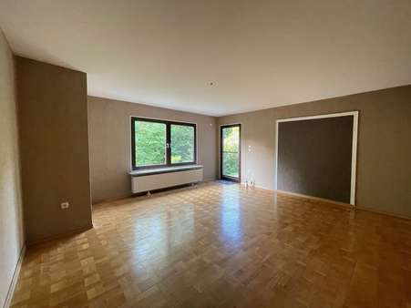 EG Wohnzimmer - Einfamilienhaus in 35037 Marburg mit 147m² kaufen