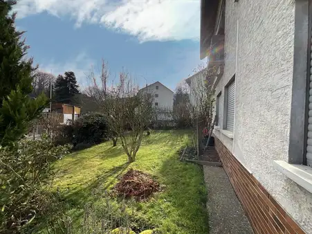 Charmantes Zweifamilienhaus in Marburg-Cappel - Wohnen & Vermieten in Top-Lage!