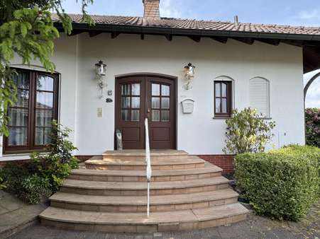 Einfamilienhaus in 35232 Dautphetal mit 135m² kaufen