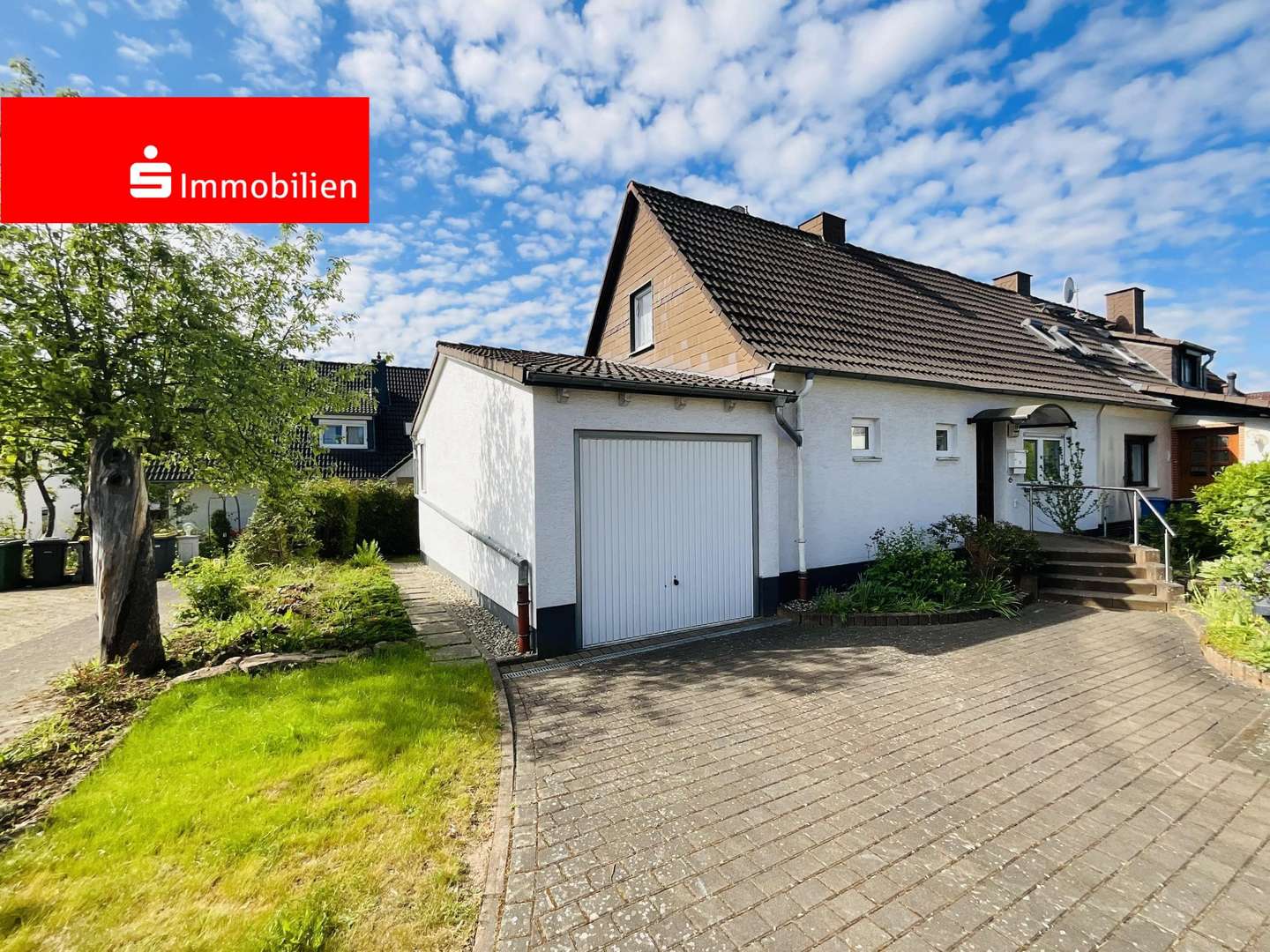 Straßenansicht Straßenansicht - Doppelhaushälfte in 35039 Marburg mit 120m² kaufen