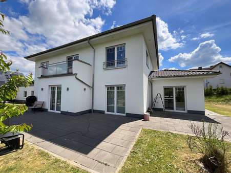 Terrasse 2 - Einfamilienhaus in 35043 Marburg mit 260m² kaufen