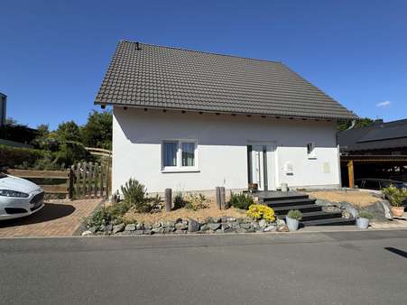 null - Einfamilienhaus in 35075 Gladenbach mit 129m² kaufen