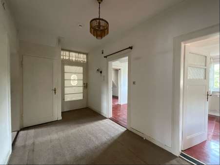 Diele - Dachgeschosswohnung in 35037 Marburg mit 75m² kaufen