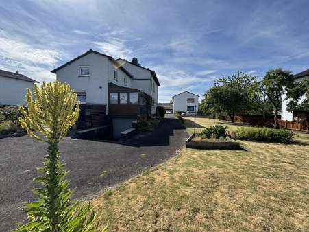 Zweifamilienhaus in 35260 Stadtallendorf mit 135m² kaufen