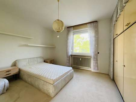 Schlafzimmer Schlafzimmer - Etagenwohnung in 35037 Marburg mit 102m² kaufen