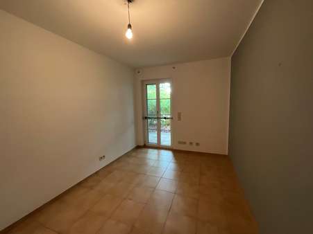 Zimmer - KG - Reihenendhaus in 35041 Marburg mit 134m² kaufen