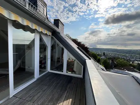 Vier Zimmer voller Möglichkeiten - Ihr Maisonette-Traum in Marburg!