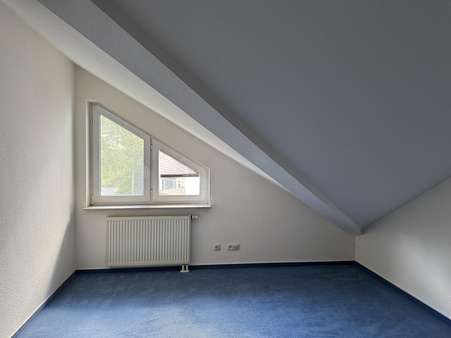 Zimmer - Dachgeschosswohnung in 35041 Marburg mit 88m² kaufen