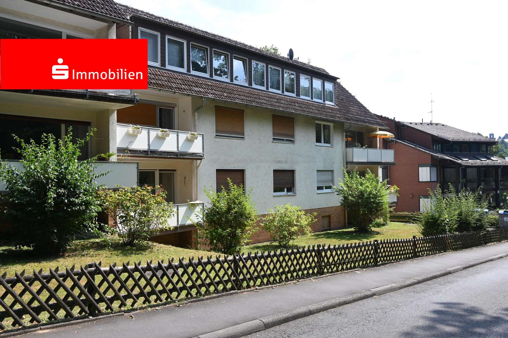Außenansicht - Dachgeschosswohnung in 35037 Marburg mit 59m² kaufen