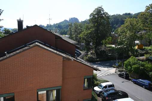 Schlossblick - Dachgeschosswohnung in 35037 Marburg mit 59m² kaufen