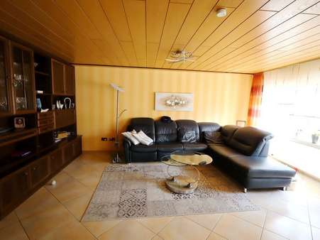 Wohnzimmer Wohnzimmer - Zweifamilienhaus in 66907 Glan-Münchweiler mit 303m² kaufen