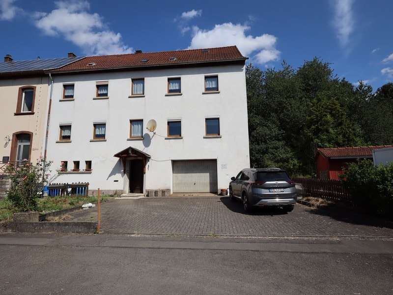 Wohnhaus Wohnhaus - Zweifamilienhaus in 66887 Horschbach mit 231m² kaufen