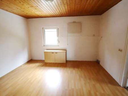 Zimmer Zimmer - Reihenendhaus in 66887 Rammelsbach mit 120m² kaufen