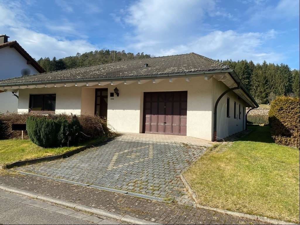 Schöner Bungalow in sehr ruhiger Lage von Bobenthal