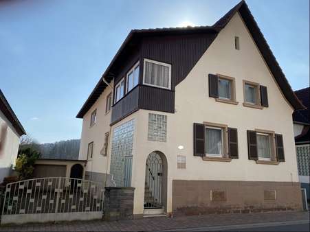 null - Zweifamilienhaus in 66999 Hinterweidenthal mit 210m² kaufen