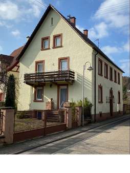null - Zweifamilienhaus in 76848 Spirkelbach mit 225m² kaufen