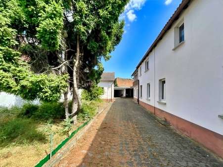 Innenhof - Einfamilienhaus in 67373 Dudenhofen mit 123m² kaufen