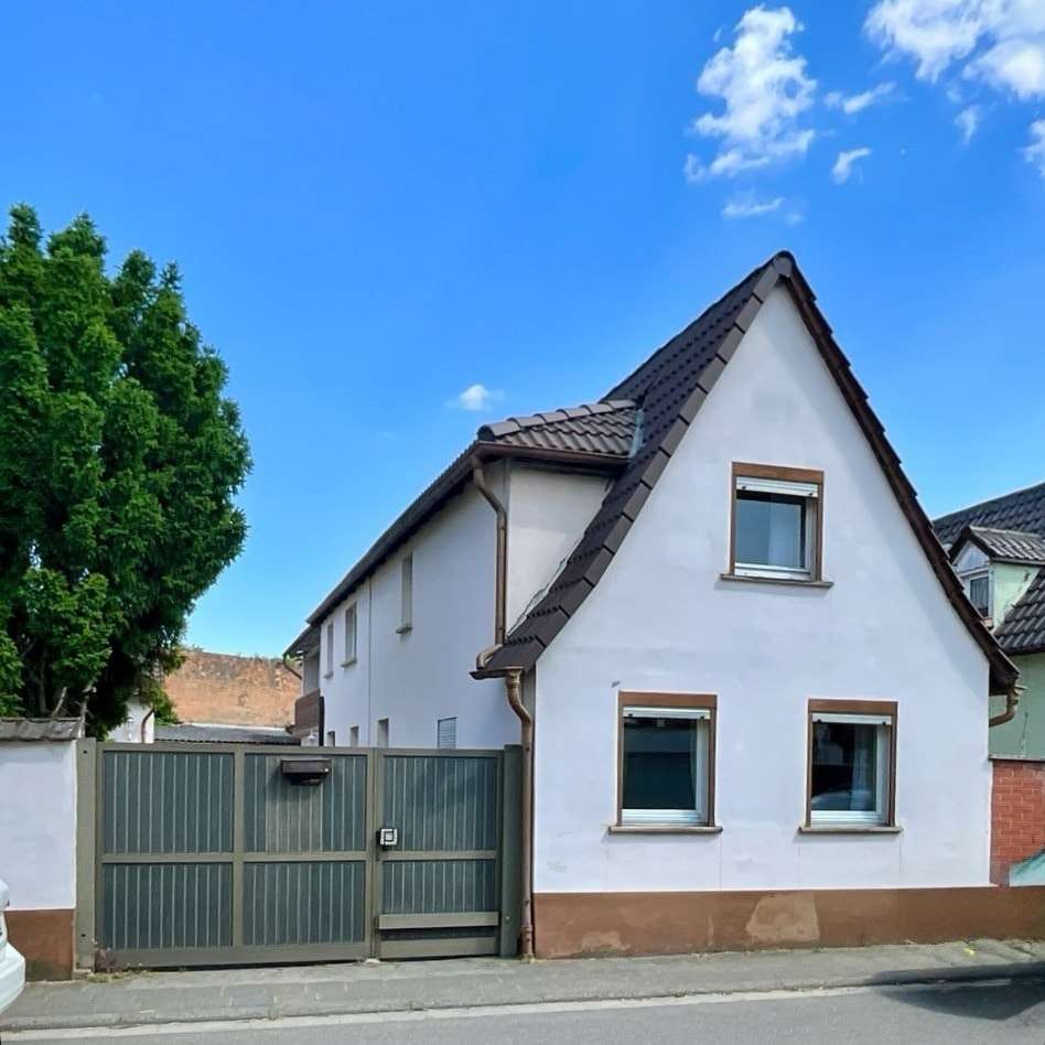 Straßenansicht - Einfamilienhaus in 67373 Dudenhofen mit 123m² kaufen