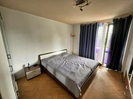 Schlafzimmer - Etagenwohnung in 67063 Ludwigshafen mit 120m² kaufen