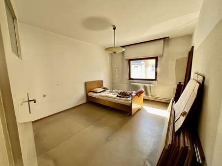 Schlafzimmer OG - Einfamilienhaus in 67071 Ludwigshafen mit 105m² kaufen