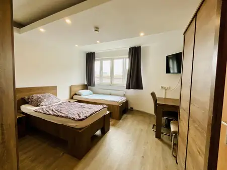 Sanierte und gut vermietete Wohnung in zentraler Lage