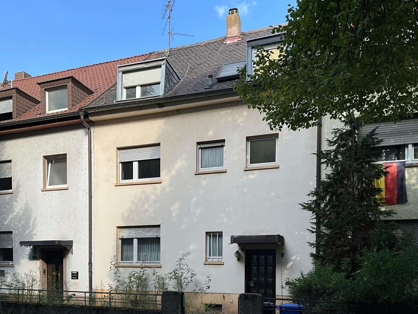 Vorderseite Vorderseite - Reihenmittelhaus in 67063 Ludwigshafen mit 163m² kaufen