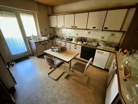 Großzügig und zentral gelegenes 1-3 Familienhaus in Ludwigshafen-Nord