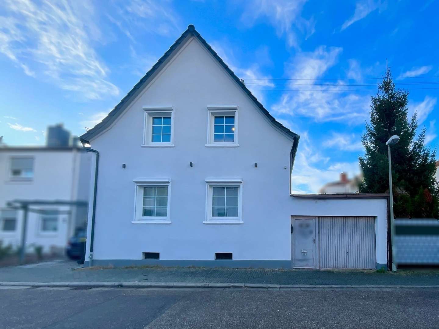 Vorderseite - Einfamilienhaus in 67069 Ludwigshafen mit 154m² kaufen