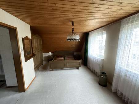 Schlafzimmer - Doppelhaushälfte in 67134 Birkenheide mit 106m² kaufen