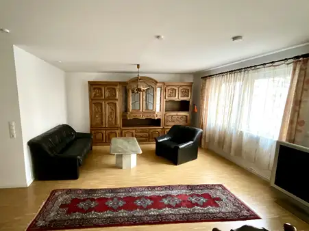 Tolle 3 Zimmerwohnung mit barrierefreiem Zugang und Balkon