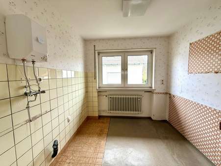 Küche - Zweifamilienhaus in 67141 Neuhofen mit 143m² kaufen
