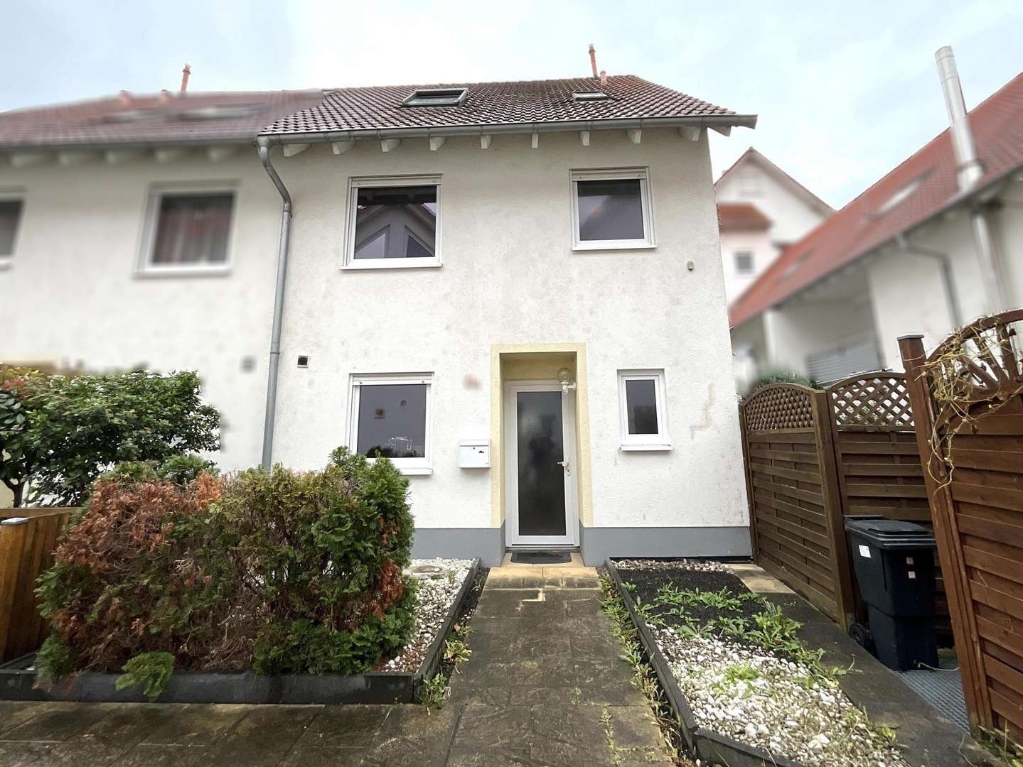 Vorderseite Vorderseite - Reihenendhaus in 67240 Bobenheim-Roxheim mit 141m² kaufen
