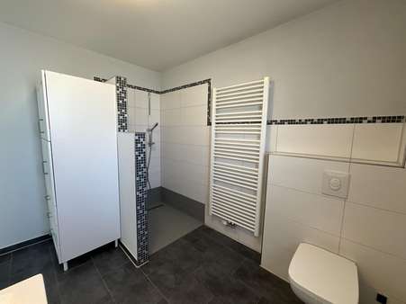 Tageslichtbad - Etagenwohnung in 67161 Gönnheim mit 79m² kaufen