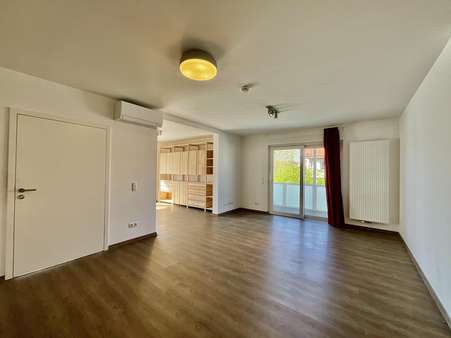 Wohnesszimmer - Etagenwohnung in 67161 Gönnheim mit 79m² kaufen