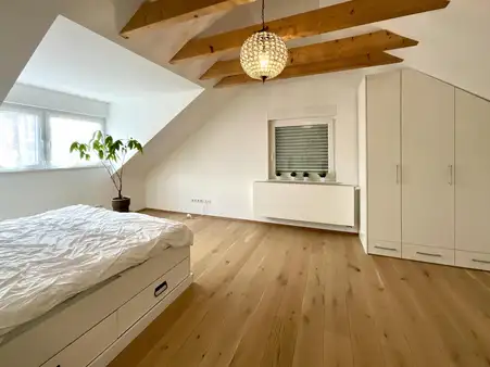 Einziehen - glücklich sein:
Modernisiertes Einfamilienhaus mit XXL-Garten