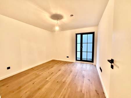 Kinderzimmer - Erdgeschosswohnung in 68549 Ilvesheim mit 91m² kaufen