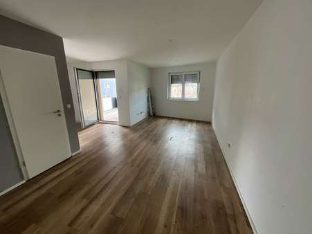 Wohnraum Wohnraum - Etagenwohnung in 67063 Ludwigshafen mit 50m² kaufen