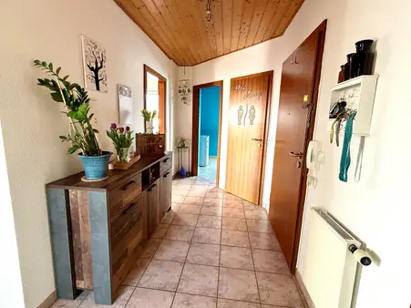 Schmuckstück in Haßloch! Gemütliche 4 ZKB Dachgeschosswohnung mit Balkon