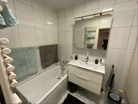 Bad - Etagenwohnung in 67067 Ludwigshafen mit 86m² kaufen