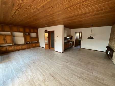 Wohn-Essbereich - Reihenmittelhaus in 67071 Ludwigshafen mit 148m² kaufen