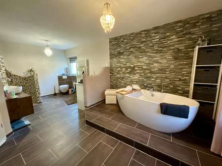 Tageslichtbad - Bungalow in 67158 Ellerstadt mit 176m² kaufen