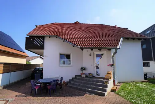 Fast neuwertiges Einfamilienhaus in Maxdorf mit Terrasse und Garten