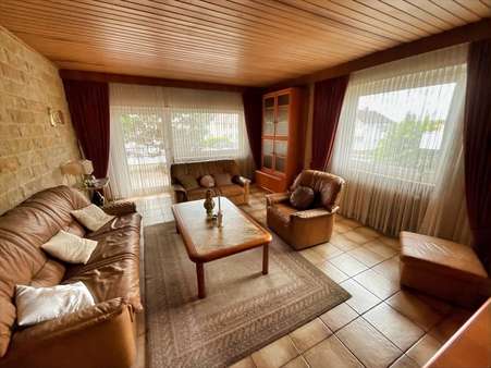 Wohnzimmer OG - Zweifamilienhaus in 67258 Heßheim mit 194m² kaufen
