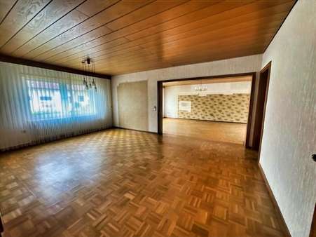 Esszimmer Esszimmer - Einfamilienhaus in 67245 Lambsheim mit 238m² kaufen