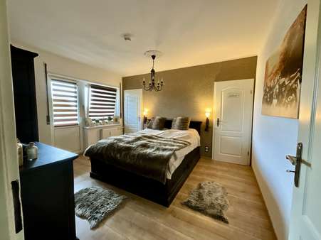 Schlafzimmer - Etagenwohnung in 67067 Ludwigshafen mit 81m² kaufen