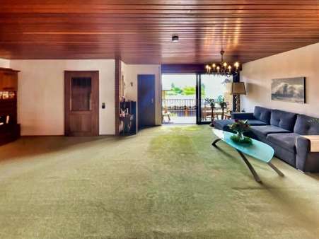 Wohnzimmer OG mit Blick auf Balkon Wohnzimmer OG mit Blick auf Balkon - Einfamilienhaus in 67373 Dudenhofen mit 264m² kaufen